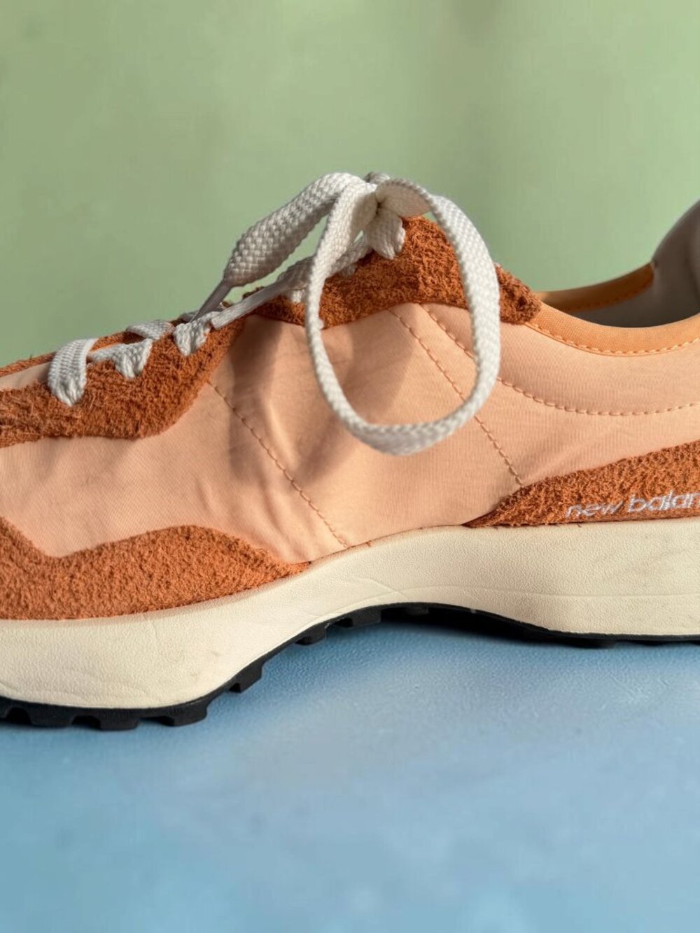 New Balance 327 Women’s Size 8.5 Copper Peach Blossom Orange Suede Sneakers - Picture 12 of 16